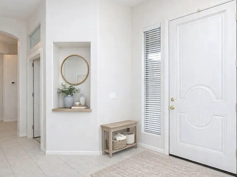 9239 N Crown Rdg — Photo 1