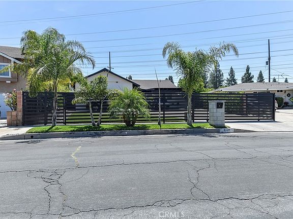 3rd image of 9728 Rhea Ave