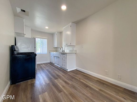 4th image of 739 N Vendome St APT 6