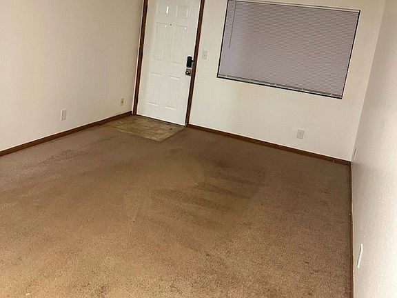 2nd image of 4915 Huntington Ave APT 2