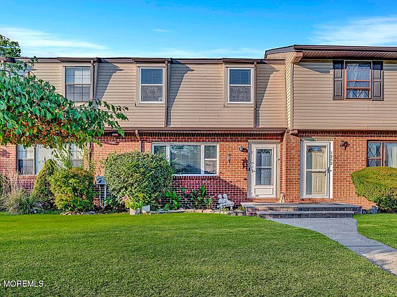 4th image of 1200 Baylis Court