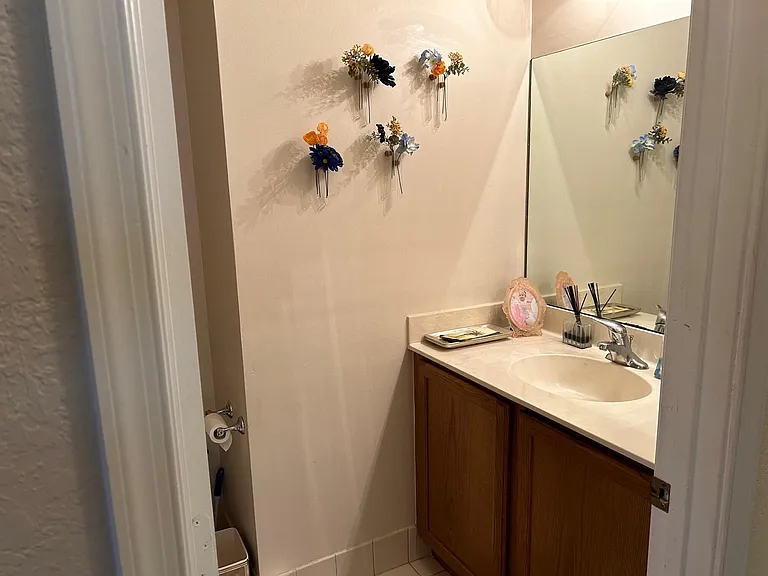 759 Gazetta Way — Photo 34