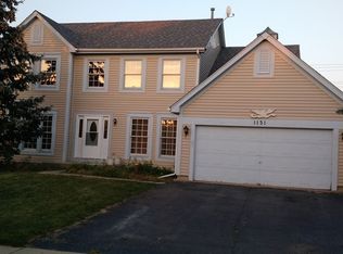 1131 Stratford Ln, Lake Zurich, IL