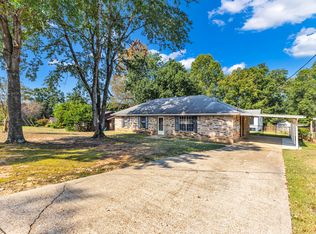 111 Overlook Dr, Prattville, AL 36066