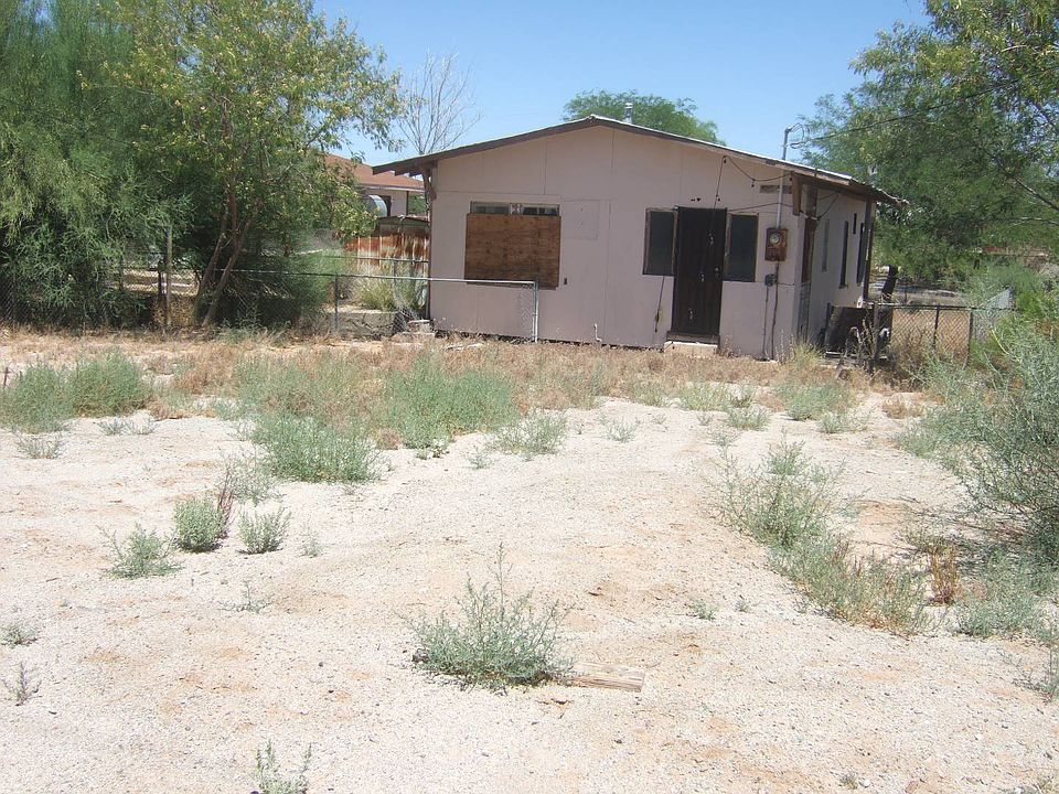2nd image of 221 W Solana Ave