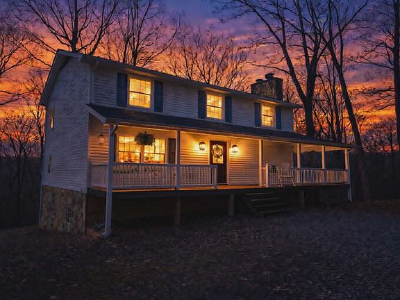 5th image of 100 Windy Valley Ln