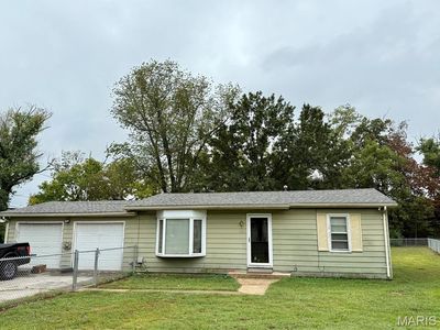 905 Center St, Pacific, MO, 63069