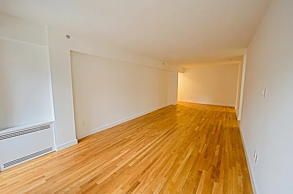 Rented by Stonehenge NYC LLC | media 7