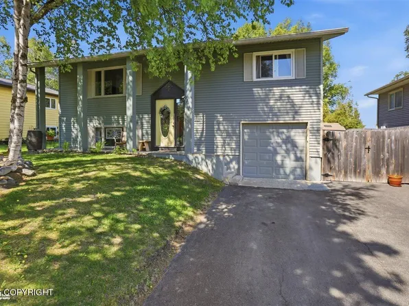 3521 Kachemak Cir, Anchorage, AK 99515
