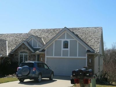 523 Golden Oaks Dr, Council Bluffs, IA, 51503