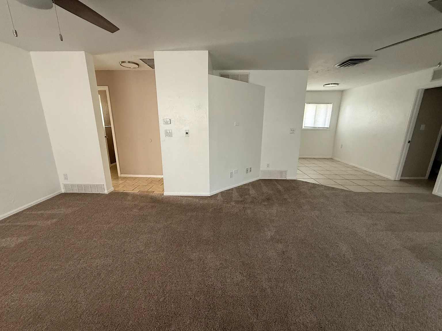 3 bed, 1742 sqft, $2,500 — Photo 4