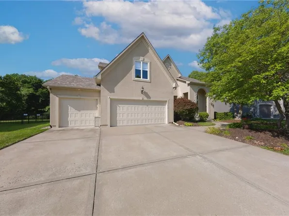 21609 W 60th Ter, Shawnee, KS 66218