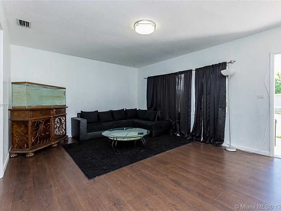 5th image of 1055 NW 132nd St