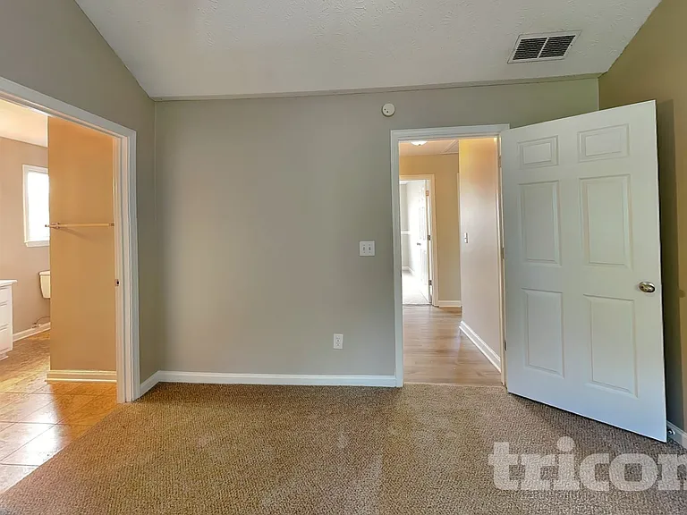 195 Falcon Ridge Dr — Photo 6
