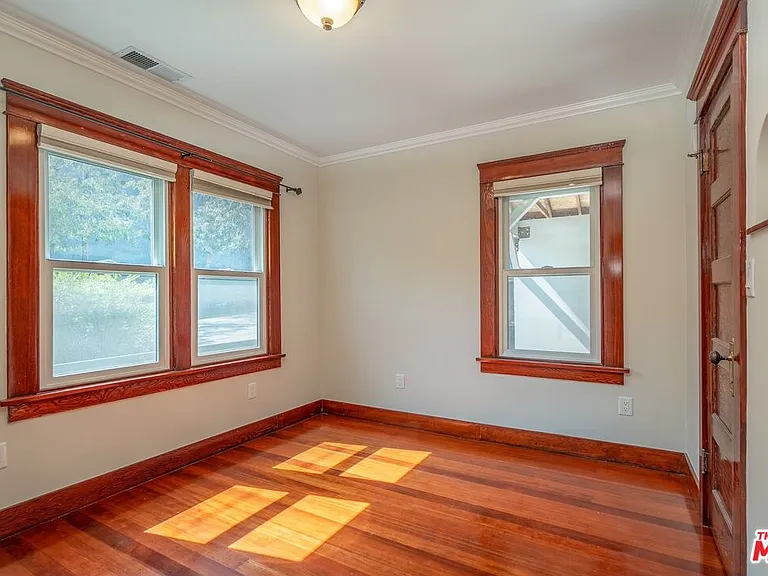 4253 Fountain Ave — Photo 40