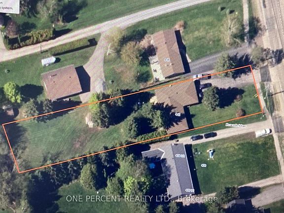 3rd image of 412 Manitoba St