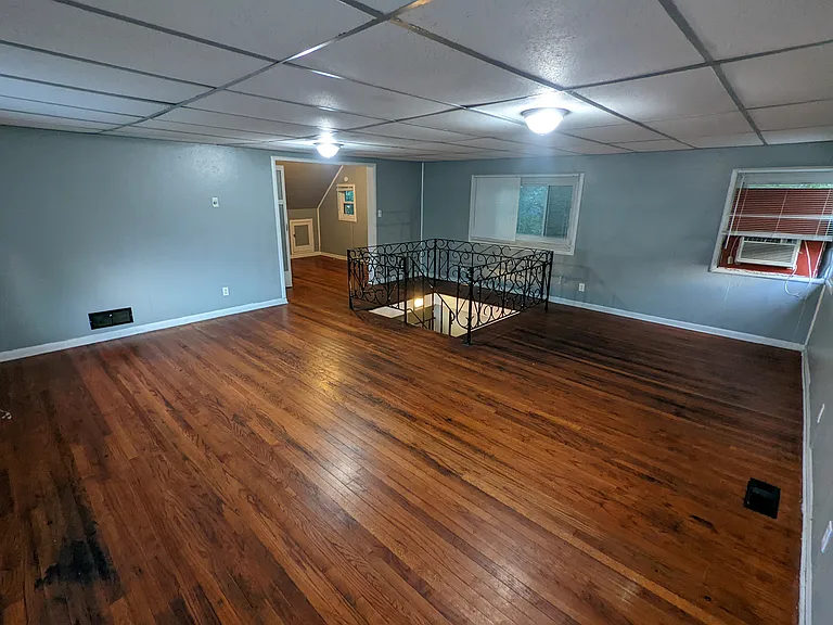 945 Vernon Dr — Photo 21