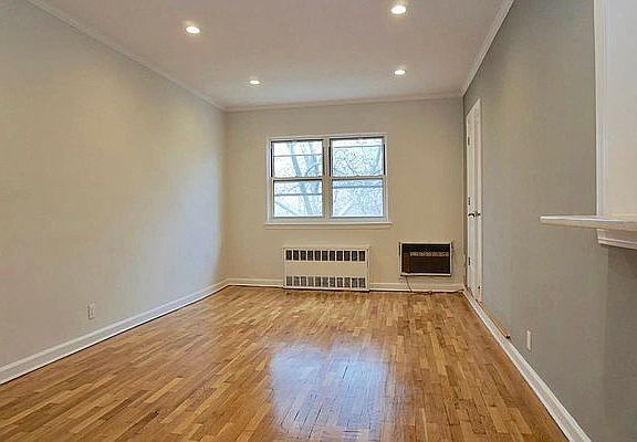3rd image of 21-08 77th St #3