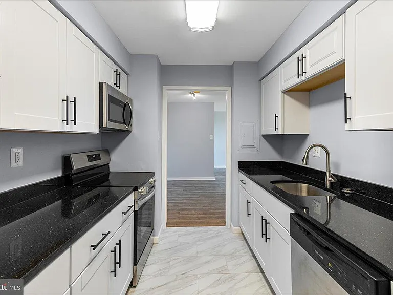 5300 Holmes Run Pkwy #1210 — Photo 22
