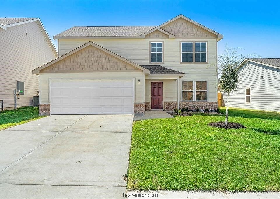 1st image of 5597 Fox Bluff Dr