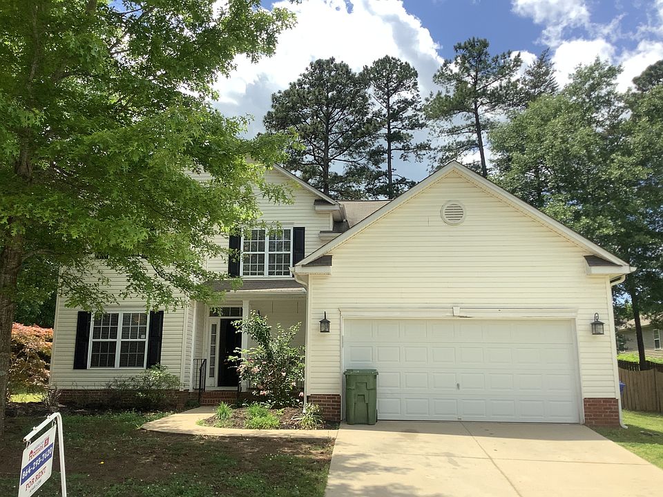 1st image of 1 Woodvine Way