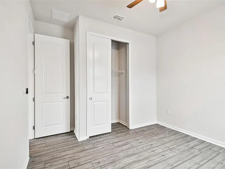 13144 Peachleaf Ave — Photo 25
