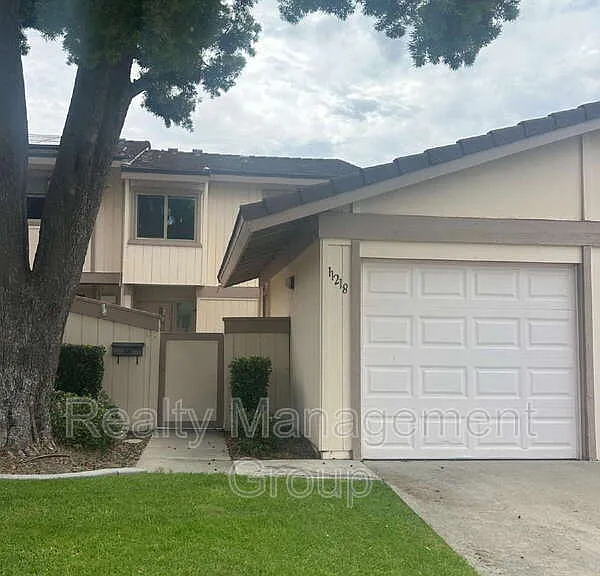 11218 Poblado Rd — Photo 1