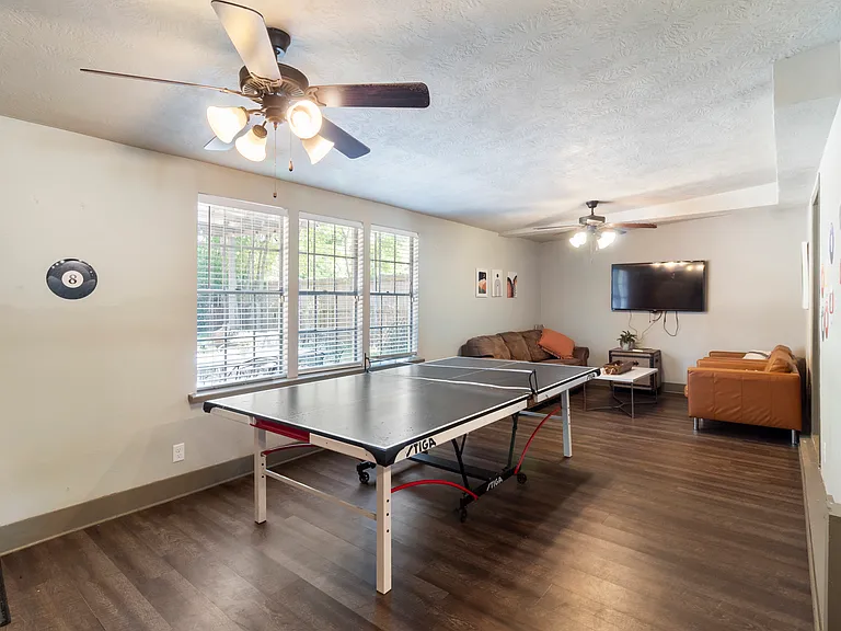 102 Moss St — Photo 12