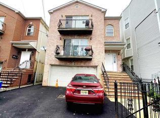 549-551 Hawthorne Ave, Newark, NJ 07112