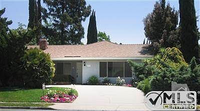 2nd image of 30 N Wendy Dr