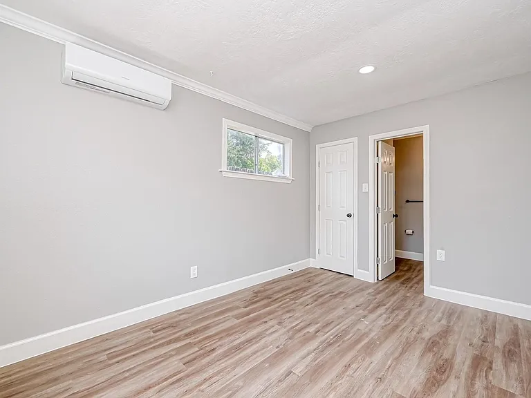 6715 Victoria St #A — Photo 29