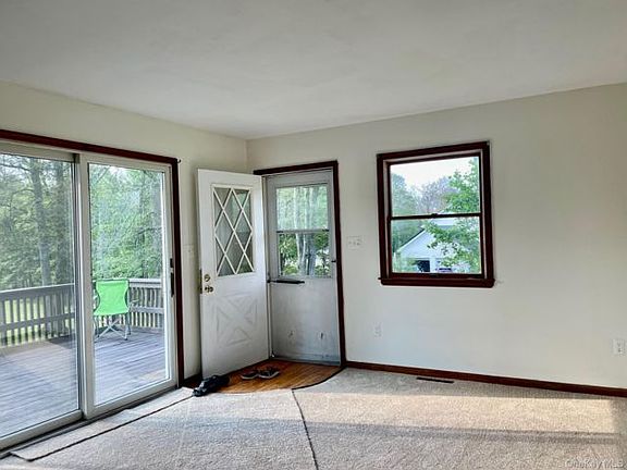 3rd image of 80 Mallory Ln #B