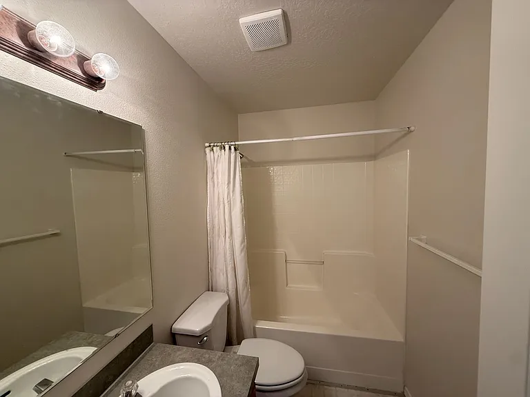 2158 S Dorothy Ave — Photo 10