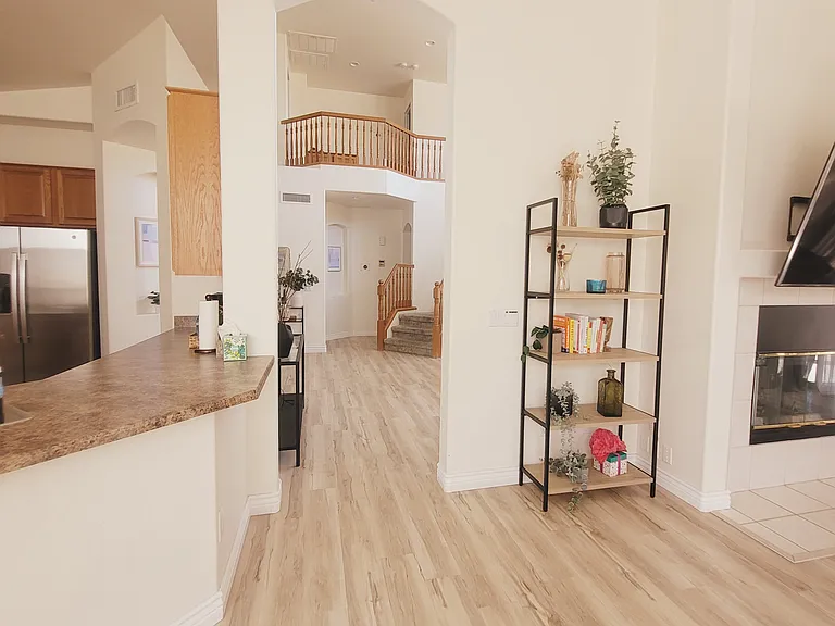 8720 W Kathleen Rd — Photo 11