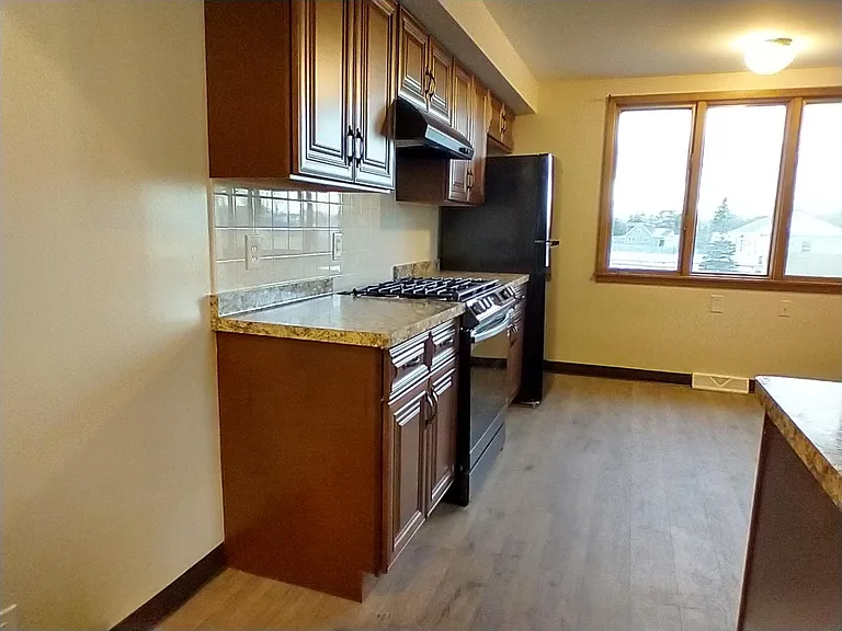 5100 Big Tree Rd — Photo 10