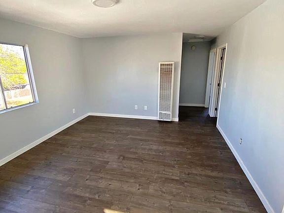 2nd image of 209-15 Millar Ave #215