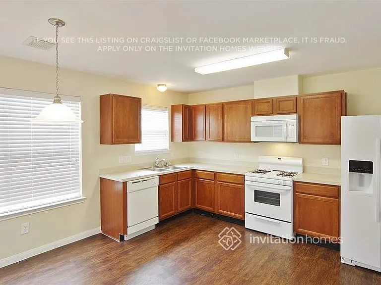 16114 Majestic Glen Ln — Photo 8