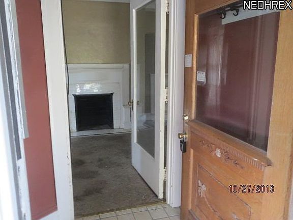 2nd image of 1536 Wagar Ave