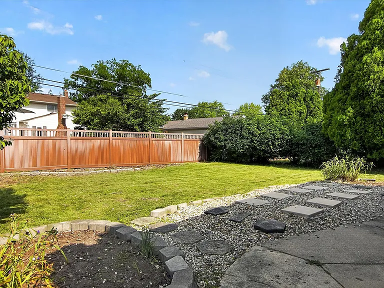 15109A Susanna St — Photo 30