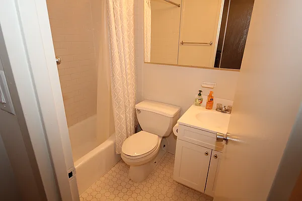 Rented by Bien Realty Ltd | media 4