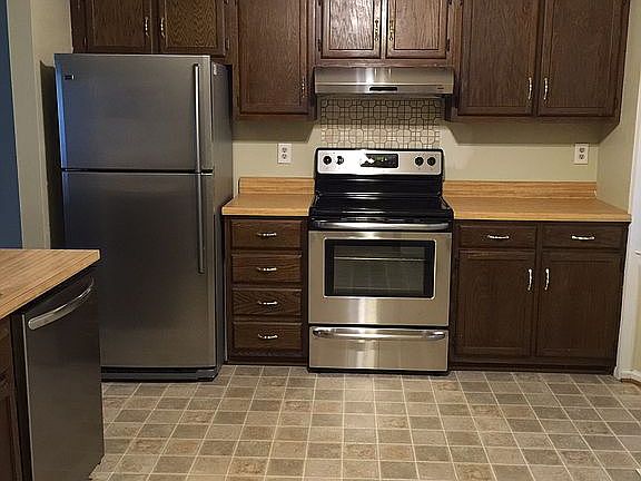 2nd image of 3179 Arrowhead Ct