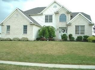 3553 Lamb Cir NW, North Canton, OH