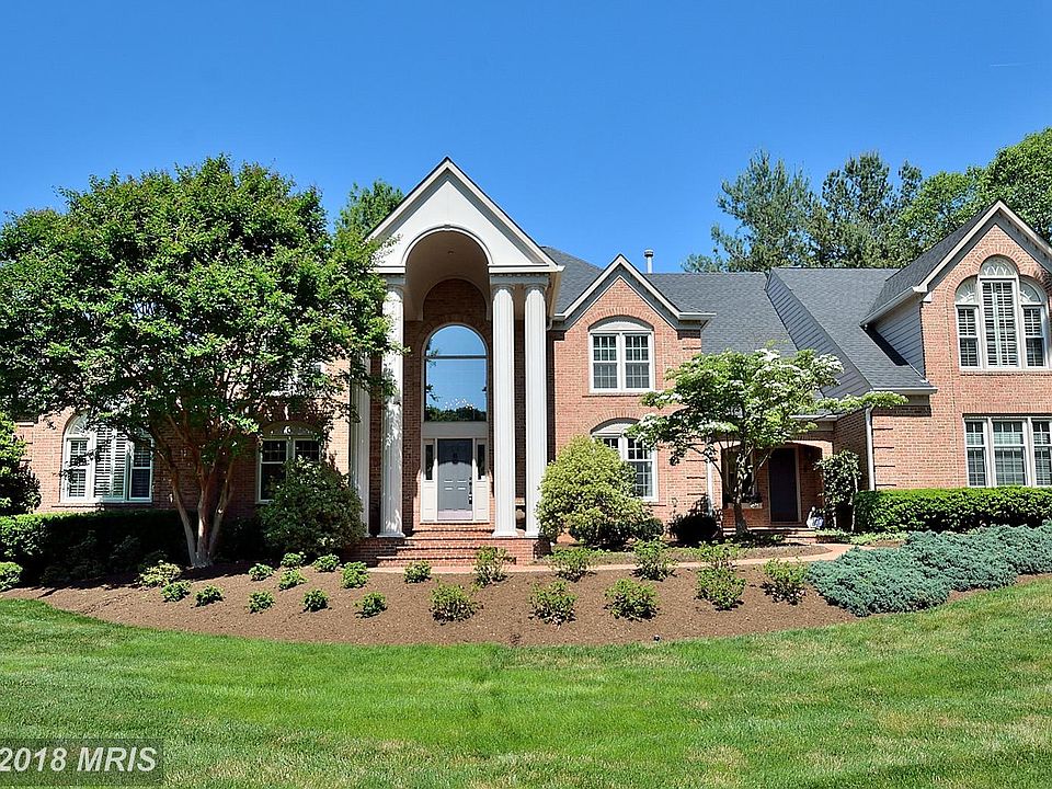 1st image of 5901 Fairview Woods Dr