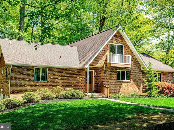 38 Maple Ln, Elkton, MD 21921