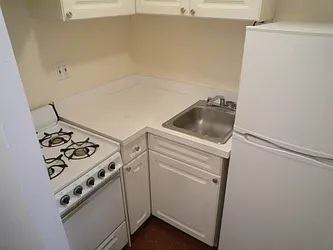Rented by DSA Realty Midtown West
