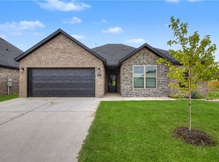 6803 SW Orange Ave, Bentonville, AR 72712