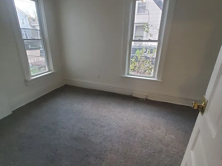 1320 Maple St. (Duplex) — Photo 6