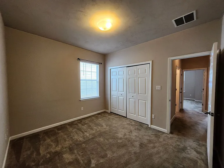 5521 Hampton Woods Way — Photo 10