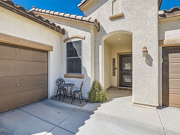 2nd image of 7994 Carlsbad Beach Ct