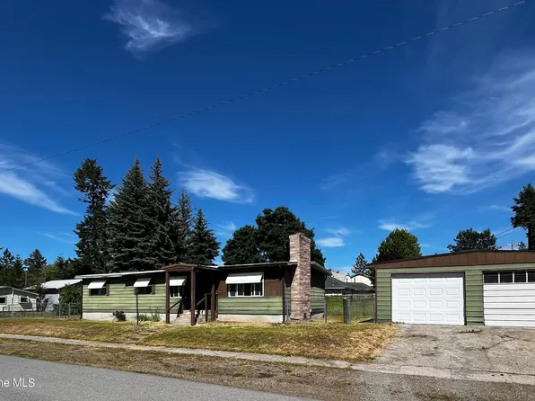 32272 N 6th Ave, Spirit Lake, ID 83869